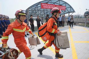 「集锦」足总杯-斯特林任意球破门恩佐建功 切尔西4-0普雷斯顿